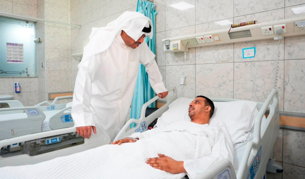 وزير الدفاع يتفق د القوة البحرية ويطمئن على صحة عدد من المصابين