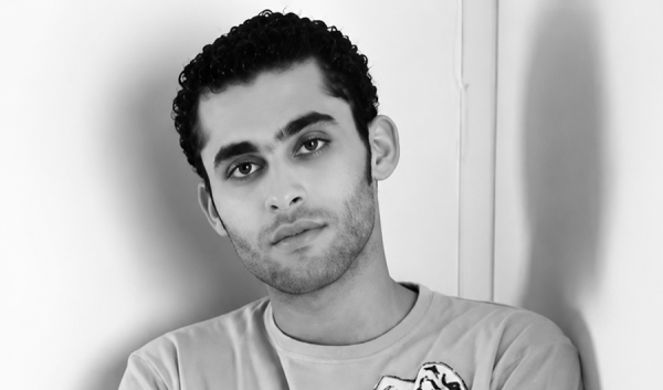 وفاة الفنان المصري الشاب أحمد جلال عبد القوي عن عمر يناهز 42 عاما وفاة الفنان المصري الشاب أحمد جلال عبد القوي عن عمر يناهز 42 عاما