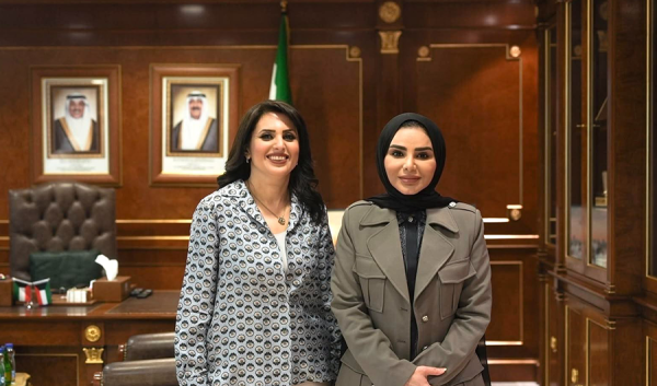 وزيرة الشؤون تبحث مع رئيسة الأمن السيبراني تعزيز حماية الأسرة والأمن الرقمي وزيرة الشؤون تبحث مع رئيسة الأمن السيبراني تعزيز حماية الأسرة والأمن الرقمي