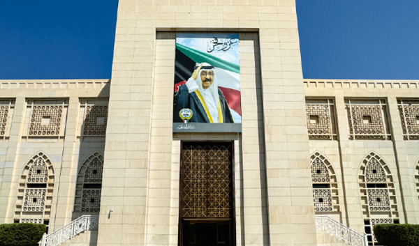 الكويت تدين غارات الاحتلال الإسرائيلي على مطار أبو الظهور العسكري بمحافظة إدلب السورية