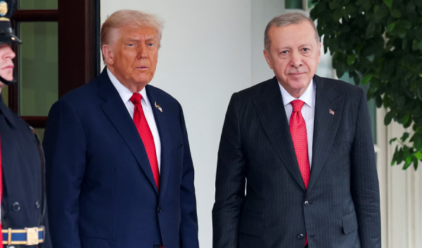 أردوغان يحث ترامب على مواصلة المحادثات مع إيران