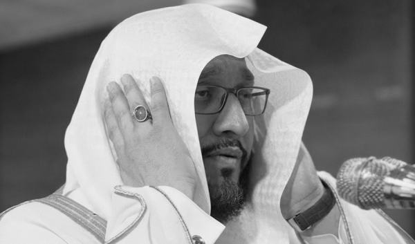 وفاة مؤذن المسجد الحرام الشيخ إبراهيم المدني عن عمر ناهز 51 عاما