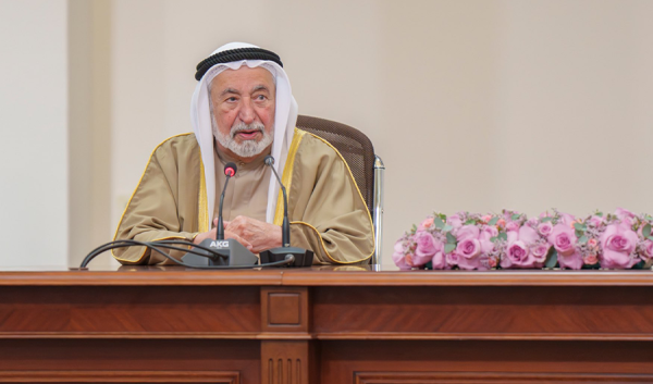 حاكم الشارقة يوج ه بسداد مديونيات 82 حالة بما يزيد على 17 8 مليون درهم