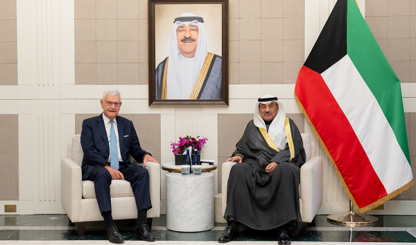 سمو ولي العهد يبحث مع ليماك القابضة مشاريع الشركة الكبرى في الكويت سمو ولي العهد يبحث مع ليماك القابضة مشاريع الشركة الكبرى في الكويت