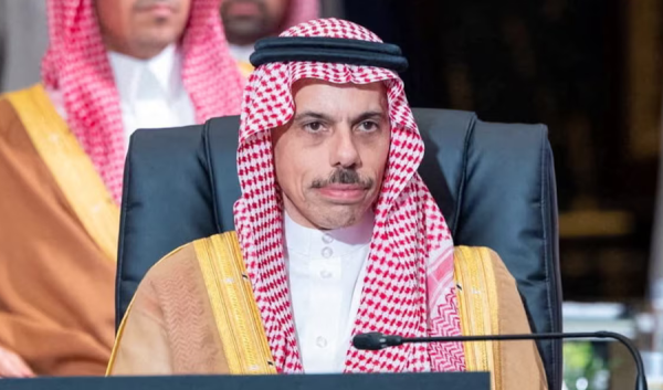 وزير الخارجية السعودي دول الخليج لن تقبل استهداف أراضيها أيا كانت الذرائع أو المسميات وزير الخارجية السعودي دول الخليج لن تقبل استهداف أراضيها أيا كانت الذرائع أو المسميات