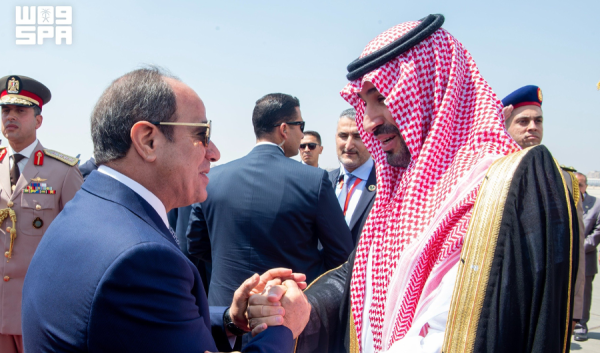 ولي العهد السعودي يصل إلى مصر في زيارة عمل ولي العهد السعودي يصل إلى مصر في زيارة عمل