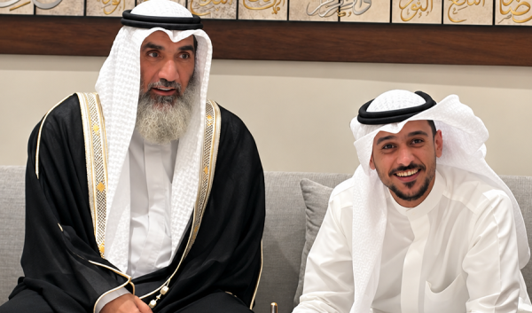 الفنان السعودي عايض يعقد قرانه على فتاة كويتية