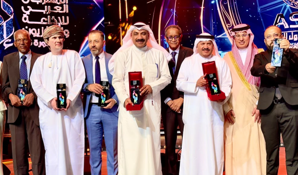 الكويت تتوج بجائزتين في المهرجان العربي للإذاعة والتلفزيون بتونس الكويت تتوج بجائزتين في المهرجان العربي للإذاعة والتلفزيون بتونس
