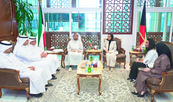 وزيرة الشؤون دعم حقوق الإنسان وتطوير العمل المؤسسي والمجتمعي وزيرة الشؤون دعم حقوق الإنسان وتطوير العمل المؤسسي والمجتمعي