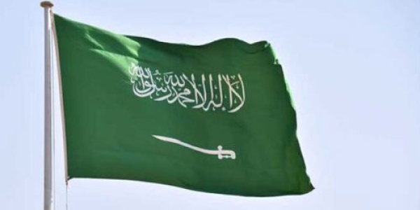 من أغلفة الصحف إلى بيوت المواطنين التضامن مع المملكة يتجاوز العناوين من أغلفة الصحف إلى بيوت المواطنين التضامن مع المملكة يتجاوز العناوين