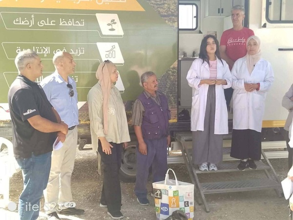 جندوبة تحاليل التربة بوادي مليز لضبط حاجيات الفلاحين من الأسمدة قبل انطلاق الموسم الزراعي