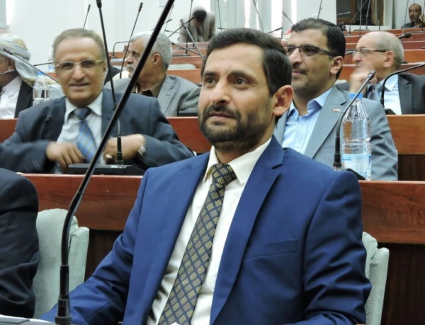 البرلماني بشر ينتقد رفع أسعار المشتقات النفطية ويصف القرار بالخاطئ البرلماني بشر ينتقد رفع أسعار المشتقات النفطية ويصف القرار بالخاطئ