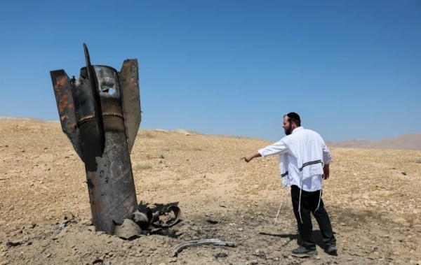 إيران تعلن وقف هجماتها على إسرائيل ووسائل إعلام إسرائيلية تتحدث عن وقف جزئي إيران تعلن وقف هجماتها على إسرائيل ووسائل إعلام إسرائيلية تتحدث عن وقف جزئي