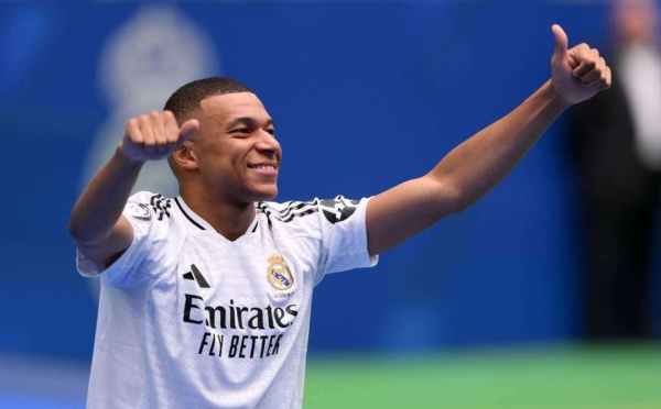 حارس ريال مدريد السابق مبابي لا يهتم بمساعدة زملائه ويفككك وحدة الفريق حارس ريال مدريد السابق مبابي لا يهتم بمساعدة زملائه ويفككك وحدة الفريق