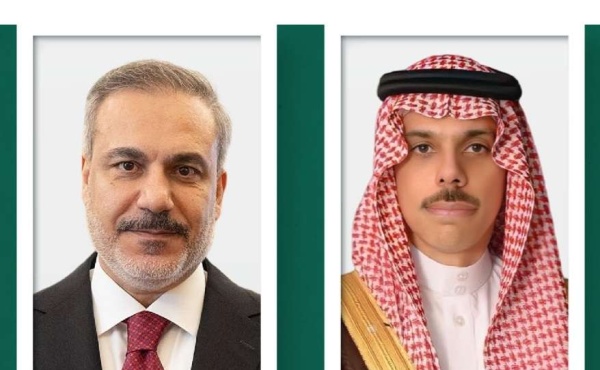 عاجل وزير الخارجية يبحث مع تظيره التركي مستجدات الأوضاع في المنطقة وجهود خفض التصعيد
