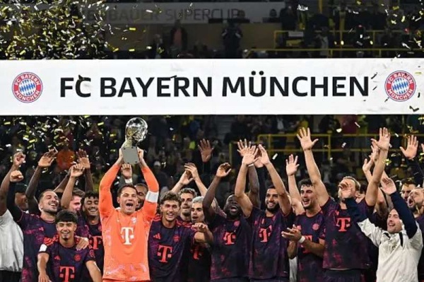 للمرة الـ12في تاريخه بايرن ميونخ يفوز على نظيره بوروسيا دورتموند بهدفين مقابل هدف للمرة الـ12في تاريخه بايرن ميونخ يفوز على نظيره بوروسيا دورتموند بهدفين مقابل هدف
