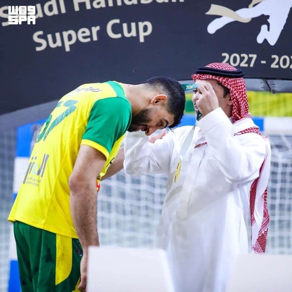 الخليج يضرب بقوة بطل ا للسوبر السعودي للمرة الرابعة الخليج يضرب بقوة بطل ا للسوبر السعودي للمرة الرابعة