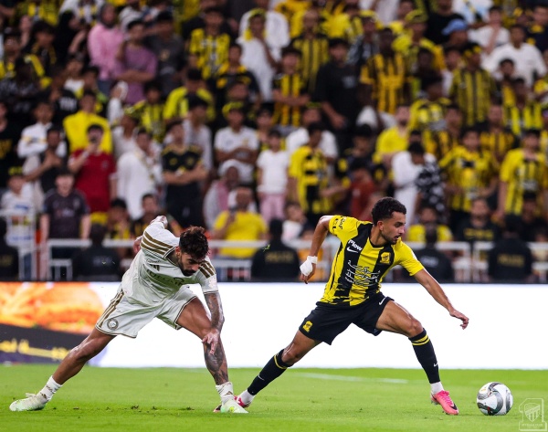 شاهد احتفال لاعبي اتحاد جدة بعد الفوز على النصر