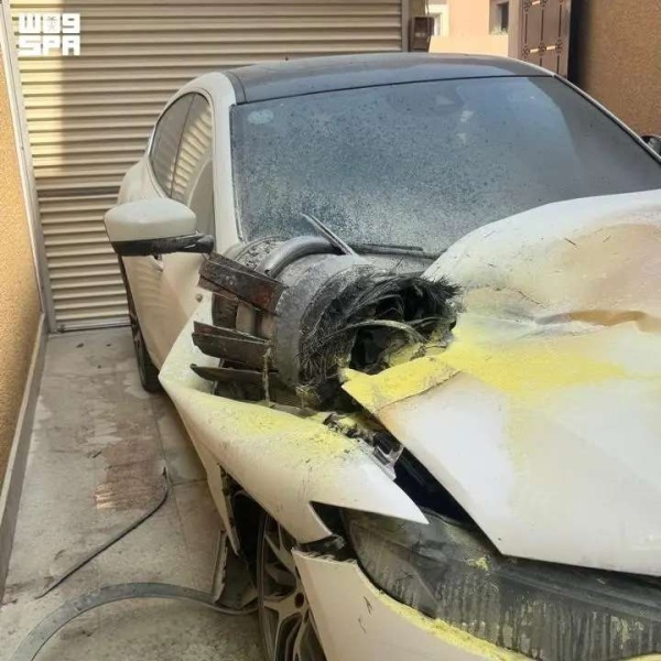 عاجل الدفاع المدني إصابة مقيم جراء سقوط شظايا ناتجة عن اعتراض صاروخ باليستي في الرياض عاجل الدفاع المدني إصابة مقيم جراء سقوط شظايا ناتجة عن اعتراض صاروخ باليستي في الرياض