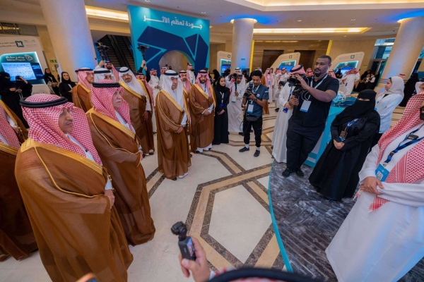 خلال افتتاح ملتقى القطاع غير الربحي في التعليم يوسف البنيان تطوير التعليم مسؤولية وطنية مشتركة تتطلب تعزيز الشراكة بين مختلف القطاعات