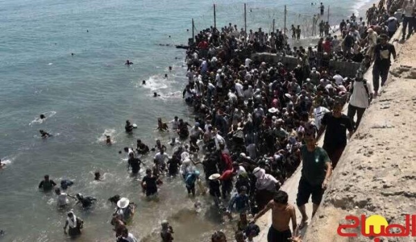 الأحرار يدعو إلى التعاطي المسؤول مع أحداث سبتة ويشيد بتدبير السلطات للأزمة