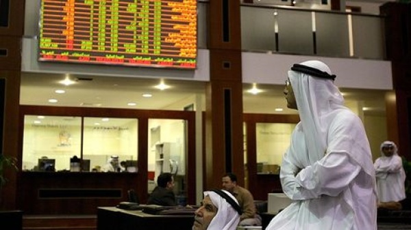 تهديد صواريخ الحوثي للسعودية تهبط بأسهم الخليج