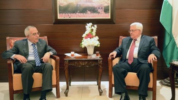 سلام فياض السلطة الفلسطينية بتركيبتها الحالية غير قابلة للإصلاح