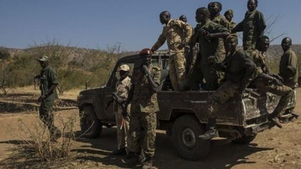 جنوب السودان يؤكد مقتل 73 شخصا في هجوم بطائرات مسي رة استهدف سوقا
