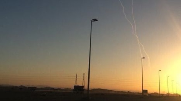 إسقاط صاروخ استهدف نجران واستئناف العمل بمطار الدمام بعد قصفه