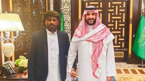 السلطات السعودية تحبط محاولة فرار قيادي كبير وتعتقله في منفذ الوديعة السلطات السعودية تحبط محاولة فرار قيادي كبير وتعتقله في منفذ الوديعة