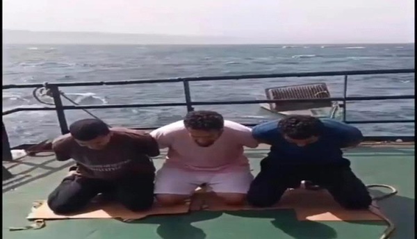 صوماليون يهددون بقتل رهائن مصريين اختفطوا قبالة شبوة