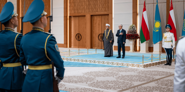 ع مان وكازاخستان توقعان اتفاقيات ومذكرات تفاهم لتعزيز الشراكة