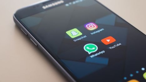 ميزة خفية تدعم هاتفك ما هو ذكاء نظام أندرويد وماذا يحدث عند تعطيله