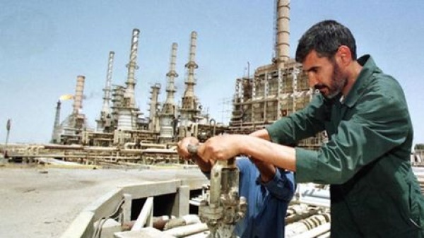 العراق يبحث عن منفذ نفطي بديل بغداد تراهن على سوريا لتجاوز مخاطر هرمز