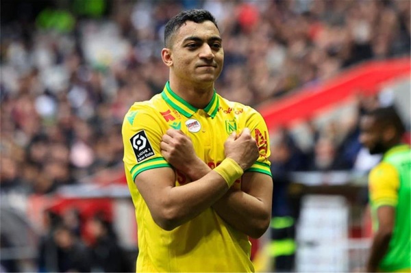 فيديو مصطفى محمد عن الانتقال إلى كونيا سبور سأرد في الملعب فيديو مصطفى محمد عن الانتقال إلى كونيا سبور سأرد في الملعب