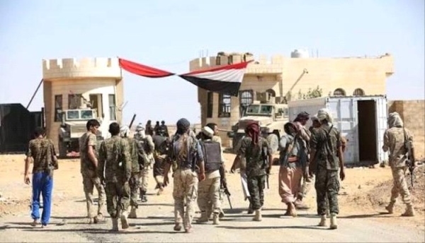 تعذيب بالكهرباء واغتيالات وتحرير للحوثيين قيادي عسكري في قوات الشرعية يفتح النار على سلطات مأرب بـ ملفات مرعبة تعذيب بالكهرباء واغتيالات وتحرير للحوثيين قيادي عسكري في قوات الشرعية يفتح النار على سلطات مأرب بـ ملفات مرعبة