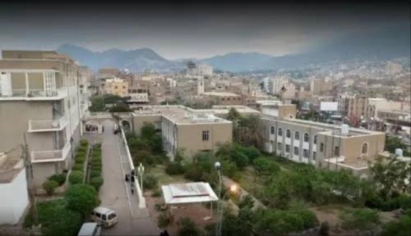 فضيحة المستشفيات عمولات وفساد قيادات المليشيات على حساب جراح أطفال تعز فضيحة المستشفيات عمولات وفساد قيادات المليشيات على حساب جراح أطفال تعز