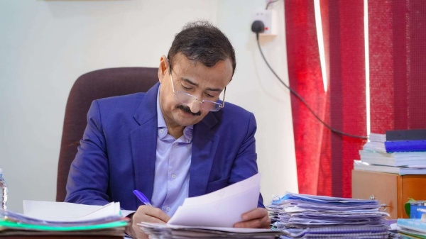 محافظ شبوة يصدر قرارا بتكليفات جديدة في مديرية رضوم