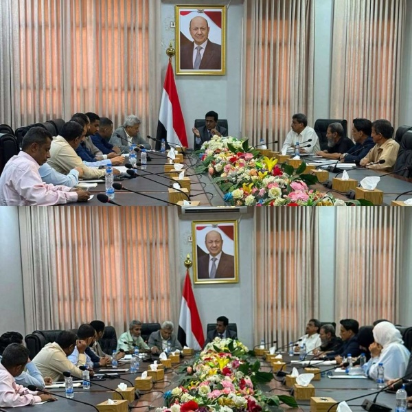 الأمانة العامة لرئاسة الوزراء تناقش خطة تأهيل كفاءات وطنية في مجال الإرشاد السياحي بعدن الأمانة العامة لرئاسة الوزراء تناقش خطة تأهيل كفاءات وطنية في مجال الإرشاد السياحي بعدن