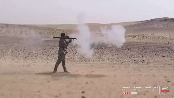 وحدات متخصصة من اللواء السادس درع الوطن الفرقة الأولى تنفذ تدريبا ميدانيا على الرماية بالذخيرة الحية وحدات متخصصة من اللواء السادس درع الوطن الفرقة الأولى تنفذ تدريبا ميدانيا على الرماية بالذخيرة الحية