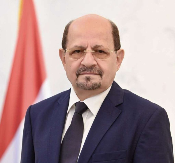 رئيس الوزراء يناقش مع القائم بالأعمال الأمريكي العلاقات الثنائية رئيس الوزراء يناقش مع القائم بالأعمال الأمريكي العلاقات الثنائية