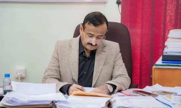 محافظ شبوة ي وجه بصرف دعم مالي لأندية الدرجة الثانية ويشدد على إنجاح الدوري المرتقب