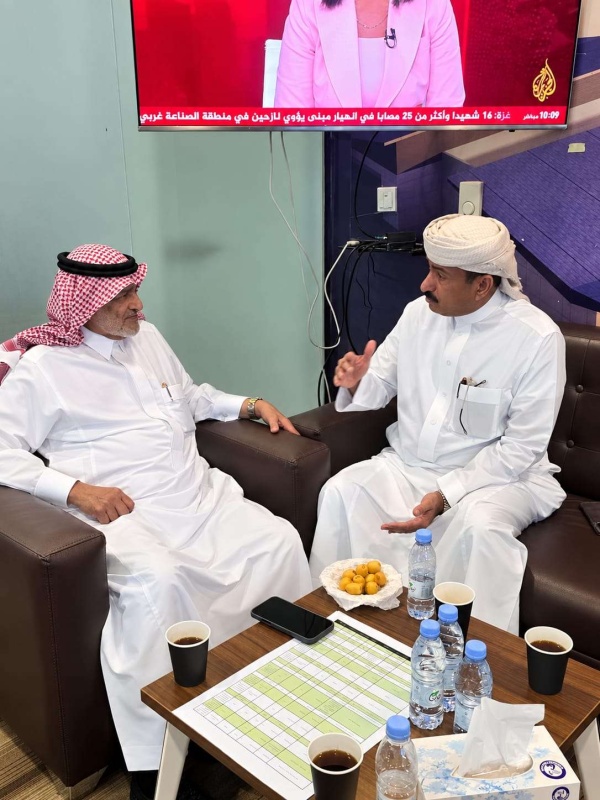 محافظ شبوة يبحث مع البرنامج السعودي آليات التسريع بتنفيذ حزمة من المشاريع الاستراتيجية محافظ شبوة يبحث مع البرنامج السعودي آليات التسريع بتنفيذ حزمة من المشاريع الاستراتيجية