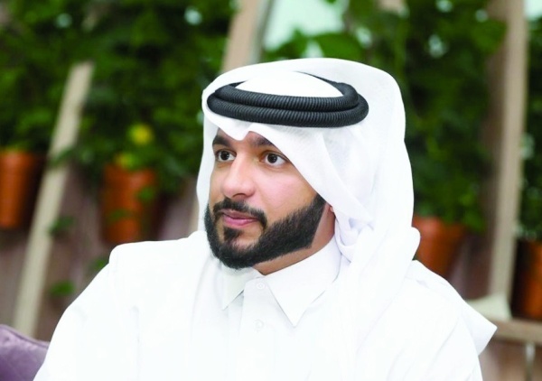 رئيس نادي لوسيل الرياضي وداع ا والد الوطن