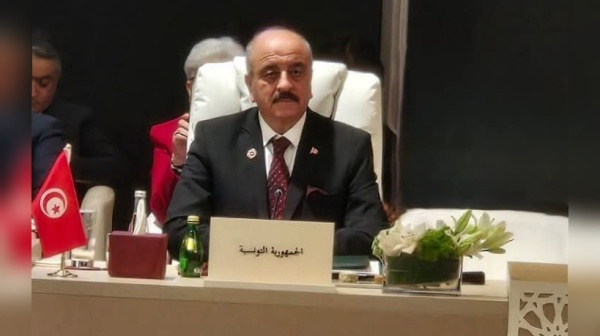 وزير الخارجية يدعو الى تعزيز ركائز الأمن والاستقرار واحترام سيادة الدول العربية ووحدة أراضيها وزير الخارجية يدعو الى تعزيز ركائز الأمن والاستقرار واحترام سيادة الدول العربية ووحدة أراضيها