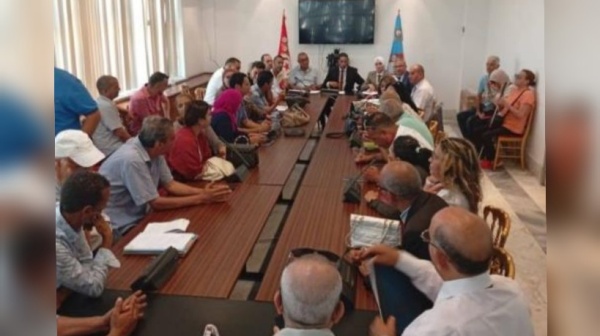 جلسة عمل لمجلس الإقليم الثاني حول واقع المشاريع المعطلة وسبل تسريع نسق إنجازها جلسة عمل لمجلس الإقليم الثاني حول واقع المشاريع المعطلة وسبل تسريع نسق إنجازها