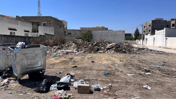 تكد س النفايات بعدد من أنهج وأحياء مدينتي نابل والحمامات تكد س النفايات بعدد من أنهج وأحياء مدينتي نابل والحمامات