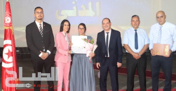 جندوبة تكر م نجباءها العلم يفتح أبواب المستقبل