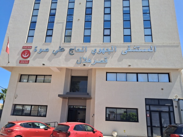 سابقة بالمستشفى الجهوي بقصر هلال فريق طبي ينهي معاناة طفل متوحد مع آلام الأسنان