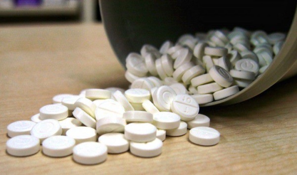 معبر راس جدير إحباط محاولة تهريب حوالي 8600 حبة مخدرة معبر راس جدير إحباط محاولة تهريب حوالي 8600 حبة مخدرة